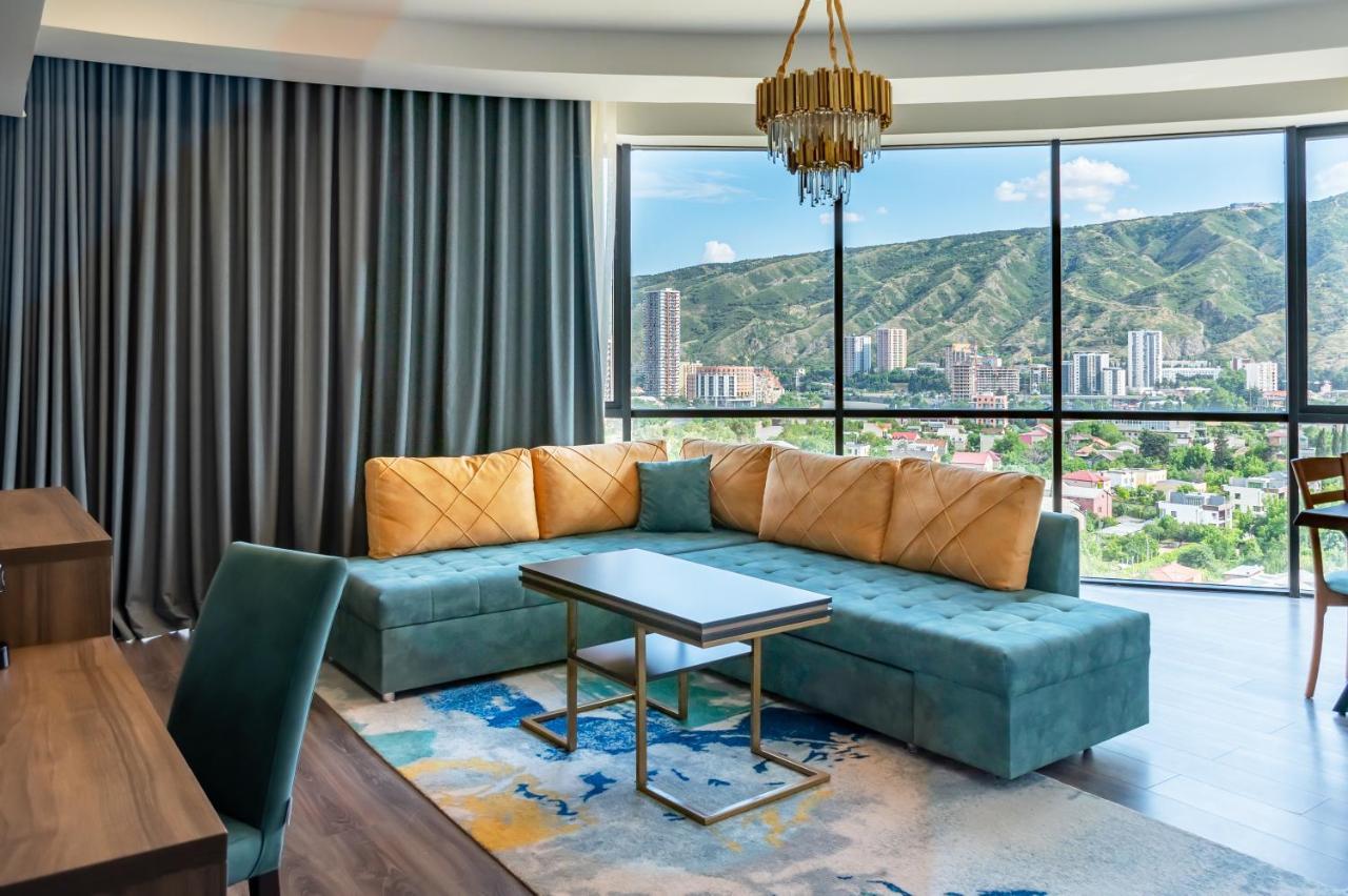 Royal Tulip Hotel & Casino, Tbilisi Bagian luar foto